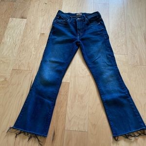 MOTHER Insider Crop Fray Jeans